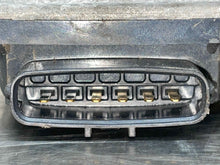 Load image into Gallery viewer, THROTTLE BODY Subaru Legacy 13 14 15 16 17 18 19 - NW527513
