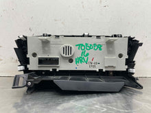 Load image into Gallery viewer, TEMPERATURE CONTROLS Honda HR-V 2016 16 2017 17 - NW527779