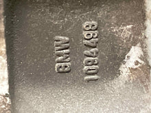 Load image into Gallery viewer, WHEEL BMW 320i 323i 325i 330i 99 00 01 02 03 04 05 06 - NW527975