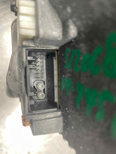 Load image into Gallery viewer, Display screen BMW 760i 745i 2003 03 2004 04 2005 05 - NW492480