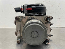 Load image into Gallery viewer, ABS Pump SILVERADO 3500 PICKUP 2016 - NW528025