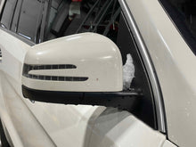 Load image into Gallery viewer, SIDE VIEW DOOR MIRROR Gl350 Gl450 Gl550 GL63 AMG ML350 12-16 Right - NW492331