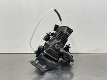 Load image into Gallery viewer, SUSPENSION AIR COMPRESSOR PUMP Gl350 Gl450 Gl550 GL63 12-19 - NW492233