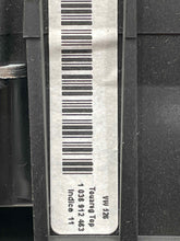 Load image into Gallery viewer, Speedometer Cluster Volkswagen Touareg 2013 - NW528589