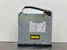 Load image into Gallery viewer, REMOTE CD CHANGER E350 E550 B200 CLS500 CLS55 CLS550 CLS63 E280 03-13 - NW493639