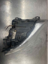 Load image into Gallery viewer, HEADLIGHT LAMP ASSEMBLY Audi Q7 2007 07 2008 08 2009 09 Right - NW356265