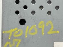 Load image into Gallery viewer, Mercedes E280 E320 E350 ML320 ML350 2006 06 2007 07 2008 08 - NW493640