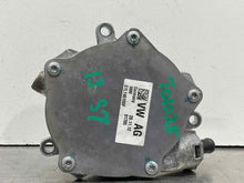 Load image into Gallery viewer, Vacuum Pump AUDI S7 2013 - NW494375