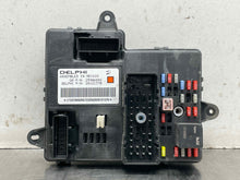 Load image into Gallery viewer, BODY CONTROL MODULE BCM COMPUTER Cobalt HHR G5 Solstice Sky 08-10 - NW528824