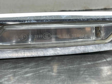 Load image into Gallery viewer, SIDE MARKER LAMP LIGHT BMW 535i Gt 550i Gt 2010-2017 Right - NW529707