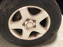 Load image into Gallery viewer, WHEEL Volkswagen Touareg 2004 04 2005 05 2006 06 2007 07 08 09 10 17x7.5 5 Spoke - NW495632