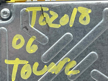 Load image into Gallery viewer, Computer Volkswagen Touareg 2006 - NW495254