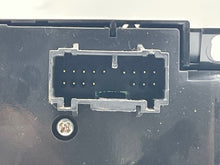 Load image into Gallery viewer, RADIO CONTROLS Volvo C30 S40 V40 V50 2008 08 2009 09 2010 10 - NW426614