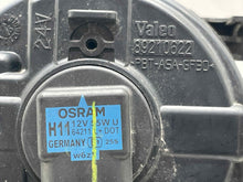 Load image into Gallery viewer, FOG LAMP LIGHT LR2 LR4 11 12 13 14 15 16 Bumper Mounted - NW495914