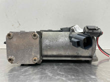 Load image into Gallery viewer, SUSPENSION AIR COMPRESSOR PUMP LR3 LR4 Range Rover Sport 05-16 - NW495762