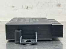 Load image into Gallery viewer, Computer Land Rover LR4 2016 - NW495810
