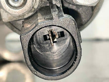 Load image into Gallery viewer, STARTER Beetle Jetta Rabbit 05 06 07 08 2.5L Auto - NW529285