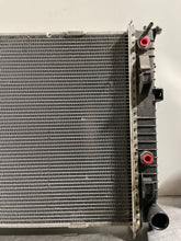 Load image into Gallery viewer, RADIATOR Lincoln MKZ 2007 07 2008 08 2009 09 - NW131779