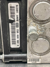 Load image into Gallery viewer, ABS Pump 2009 - NW358207