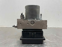 Load image into Gallery viewer, ABS Pump CROWN VICTORIA 2011 - NW530665