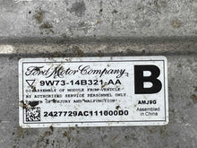 Load image into Gallery viewer, Computer CROWN VICTORIA 2011 - NW530702