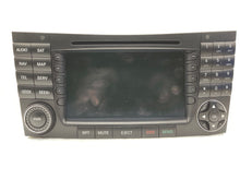 Load image into Gallery viewer, Radio MERCEDES E-CLASS 2004 - NW358293