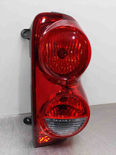 Load image into Gallery viewer, TAIL LIGHT LAMP ASSEMBLY Dodge Durango 04 05 06 07 08 09 Right - NW358528