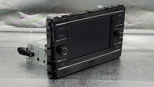 Load image into Gallery viewer, Radio Volkswagen Golf 2018 - NW140098