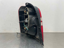Load image into Gallery viewer, TAIL LIGHT LAMP ASSEMBLY Highlander 2001 01 2002 02 2003 03 Right - NW504027