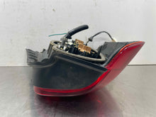 Load image into Gallery viewer, TAIL LIGHT LAMP ASSEMBLY Highlander 2001 01 2002 02 2003 03 Right - NW504027