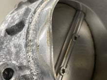 Load image into Gallery viewer, THROTTLE BODY E250 Van C250 C300 C350 C63 CLA45 CLS400 CLS550 12-16 - NW504009
