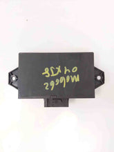 Load image into Gallery viewer, PARK ASSIST CONTROL MODULE COMPUTER Vanden Pl XJ8 XJ8L XJR 04-07 - NW33111