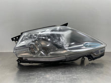 Load image into Gallery viewer, Headlight Lamp Assembly Nissan Leaf 2015 - NW507073