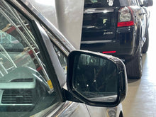 Load image into Gallery viewer, SIDE VIEW DOOR MIRROR Honda Odyssey 2011 11 2012 12 2013 13 Right - NW531322