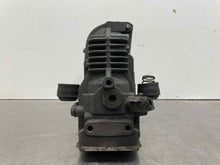 Load image into Gallery viewer, AIR RIDE COMPRESSOR CL550 CL600 CL63 CL65 S350 S400 S450 07-14 - NW508387