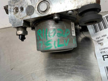 Load image into Gallery viewer, ABS Pump SILVERADO 1500 PICKUP 2017 - NW358702