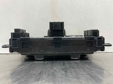 Load image into Gallery viewer, FRONT TEMPERATURE CONTROLS Routan 2009 09 2010 10 2011 11 - NW101621