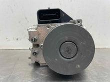 Load image into Gallery viewer, ABS Pump RAV4 2012 - NW510242