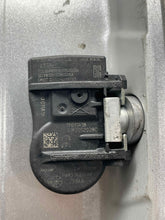 Load image into Gallery viewer, WHEEL RIM Evoque 12 13 14 15 19x8 ALLOY - NW532689