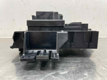 Load image into Gallery viewer, BODY CONTROL MODULE BCM COMPUTER Lincoln MKS 09 10 11 12 - NW511203