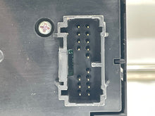 Load image into Gallery viewer, RADIO Volvo 40 Series C30 S40 V50 2008 08 2009 09 2010 10 - NW140411