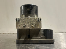 Load image into Gallery viewer, ABS PUMP Volvo C30 V40 V50 V70 2007 07 2008 08 - NW2901
