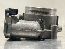 Load image into Gallery viewer, THROTTLE BODY Porsche Cayenne Panamera 2003 03 04 05 06 08 09 10 11 12 13 - NW360955