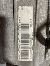Load image into Gallery viewer, TRANSFER CASE Porsche Cayenne 2008 08 2009 09 - NW360950