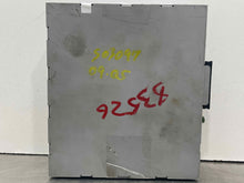 Load image into Gallery viewer, RADIO RECEIVER A4 A5 A6 Q3 Q5 Q7 RS5 S5 S6 Touareg 2009-2017 - NW533249