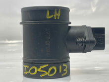 Load image into Gallery viewer, Mass Air Flow Sensor Meter MAF Porsche Cayenne 03 04 05 06 - NW5431