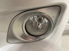 Load image into Gallery viewer, Fog Light Lexus LX570 LX350 Solara Camry 2006 06 2007 07 08 09 10 11 12 Left - NW535845