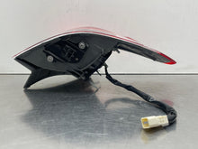 Load image into Gallery viewer, OUTER TAIL LIGHT LAMP Venza 2009 09 2010 10 2011 11 2012 12 Right - NW536423
