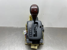 Load image into Gallery viewer, Floor Shifter Acura MDX 2004 - NW360284