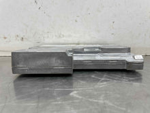 Load image into Gallery viewer, Radio Toyota Prius 2012 - NW533263